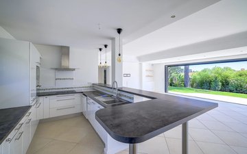 Property slide 5