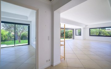 Property slide 6