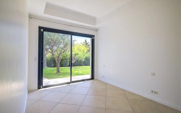 Property slide 8