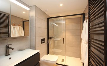 Property slide 18
