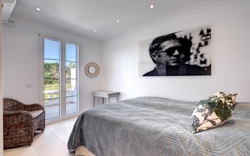 Property slide 14