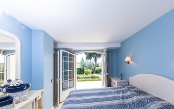 Property slide 5
