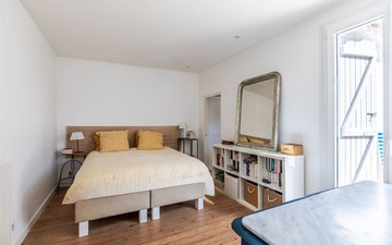 Property slide 7