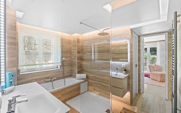 Property slide 19
