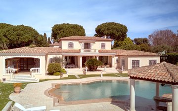 Property slide 4