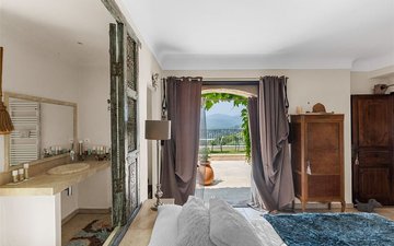 Property slide 14