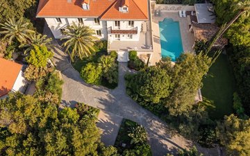 Property slide 4