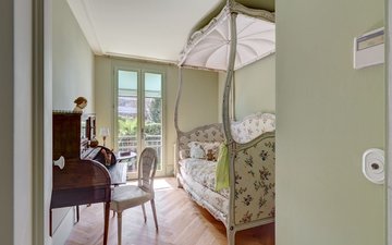 Property slide 12