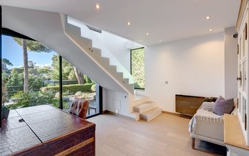 Property slide 16