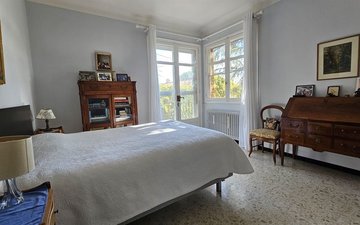Property slide 4
