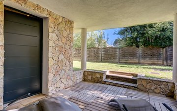 Property slide 17