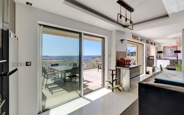 Property slide 10