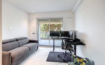 Property slide 12