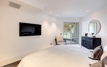 Property slide 7