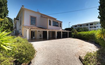 Property slide 19
