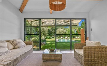 Property slide 10