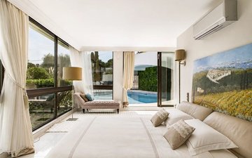 Property slide 4