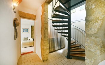 Property slide 17