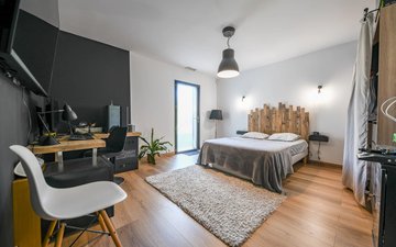 Property slide 4