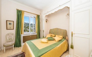 Property slide 10