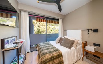 Property slide 11