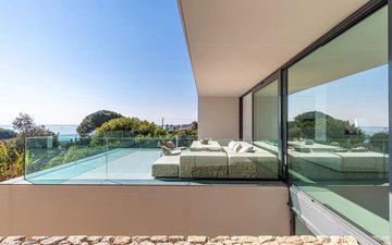 Property slide 18