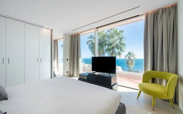 Property slide 19