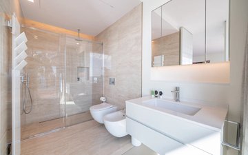 Property slide 10