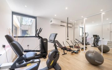 Property slide 20