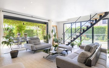 Property slide 4