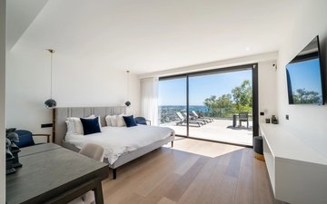 Property slide 18