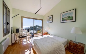 Property slide 14