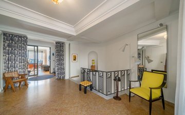 Property slide 10