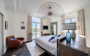 Property slide 10