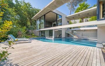 Property slide 15