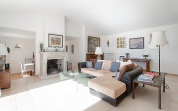 Property slide 15