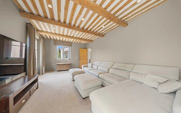 Property slide 20
