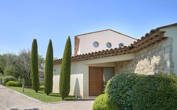 Property slide 15