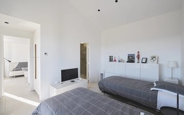 Property slide 8