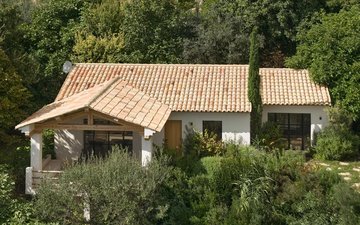 Property slide 16
