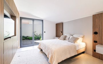 Property slide 17