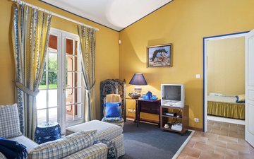 Property slide 11