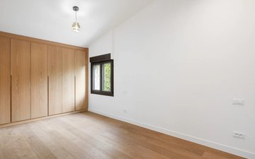 Property slide 5