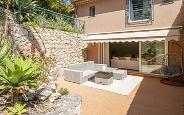 Property slide 11