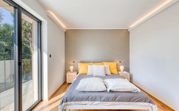Property slide 10