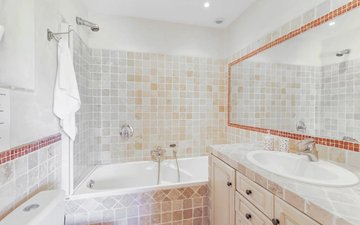 Property slide 16