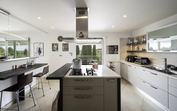 Property slide 7