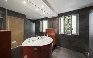 Property slide 10