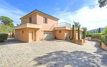 Property slide 15