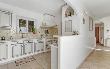 Property slide 7